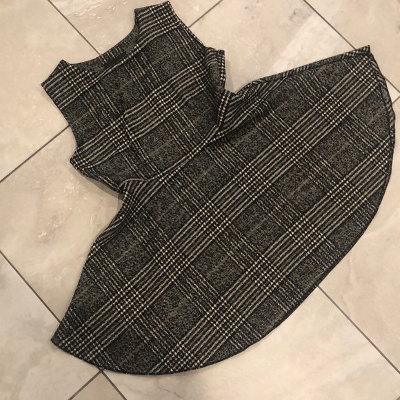 💋💋Lovely Dress💋💋 - Picture 4 of 16